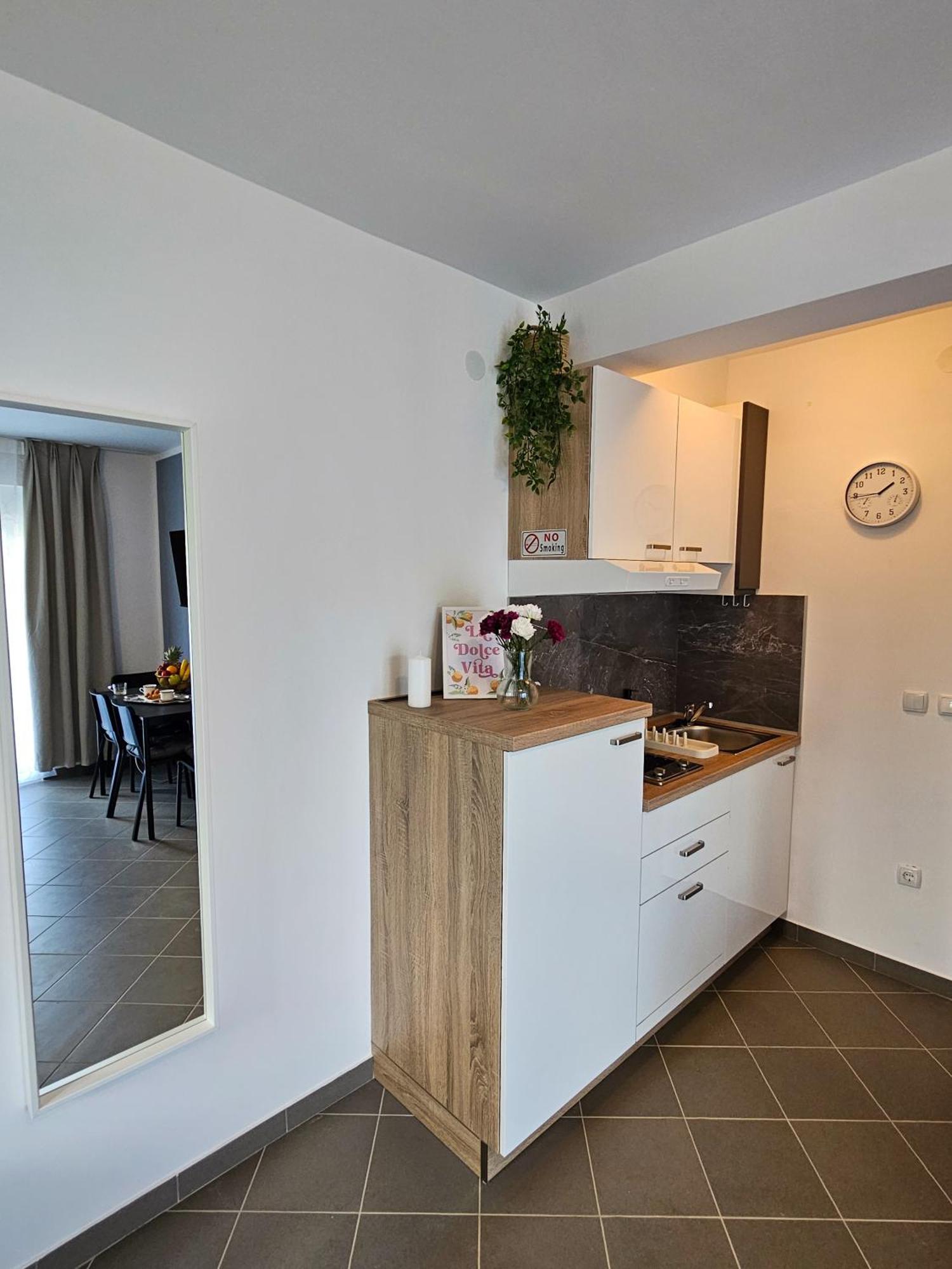 Apartments P&J Medolino מראה חיצוני תמונה