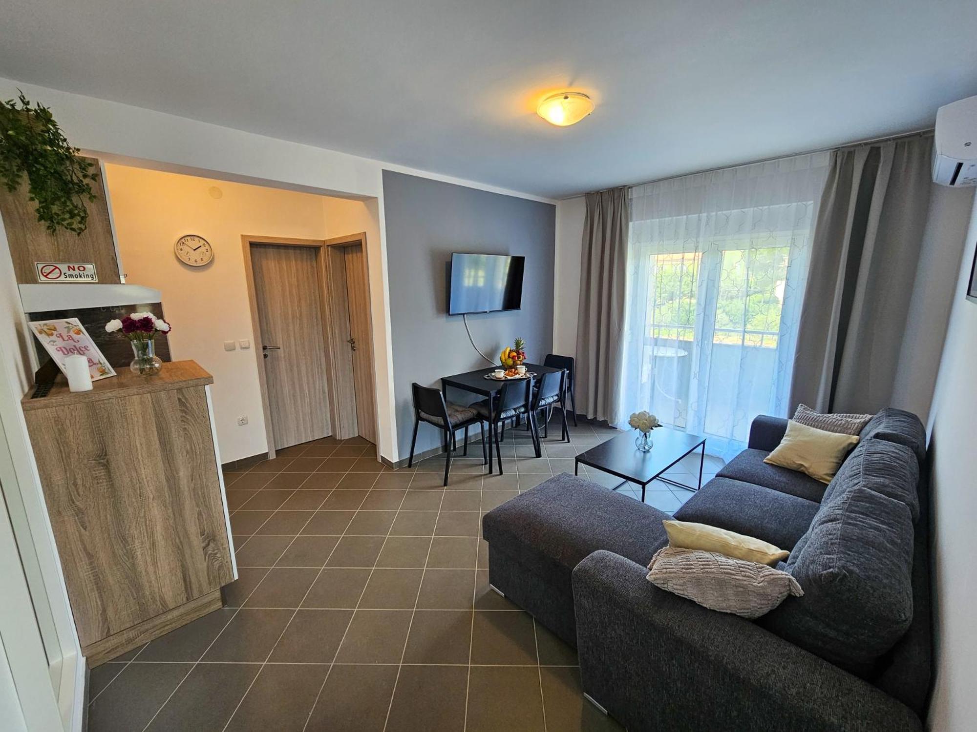 Apartments P&J Medolino מראה חיצוני תמונה